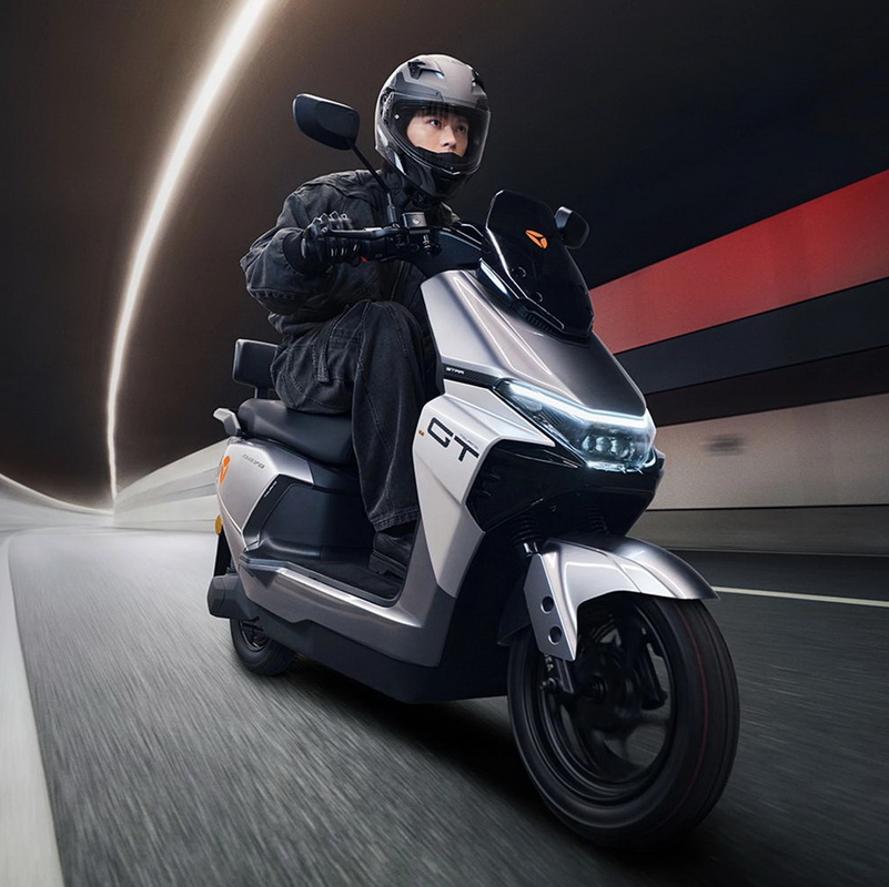 Електроскутер Yadea GS70 1500W 72V/23Ah - Зображення 15